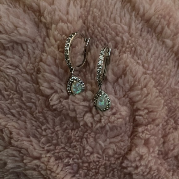 Women’s nickel free earrings. Silver with CZ’s and imitation opals. - Picture 1 of 2